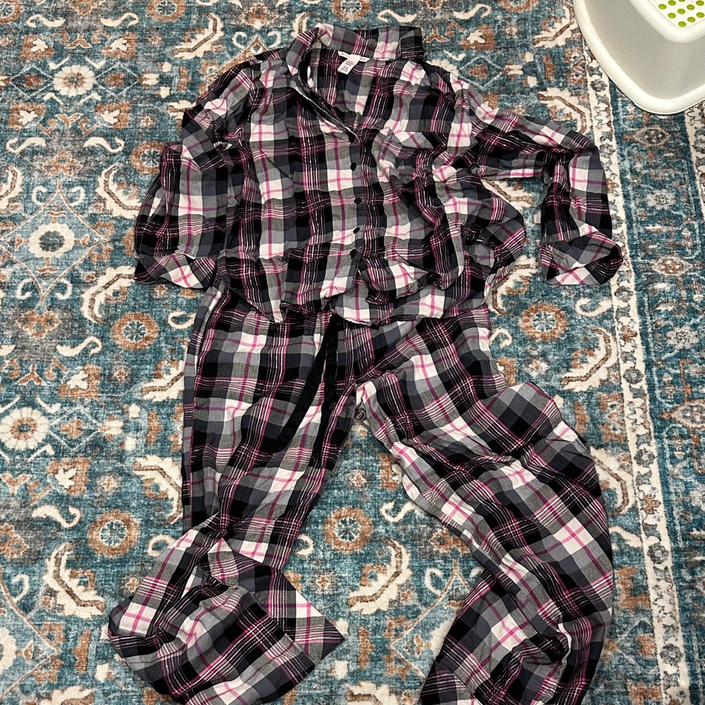 Victoria's Secret Flannel Pajama Set with tie front pants and side pockets